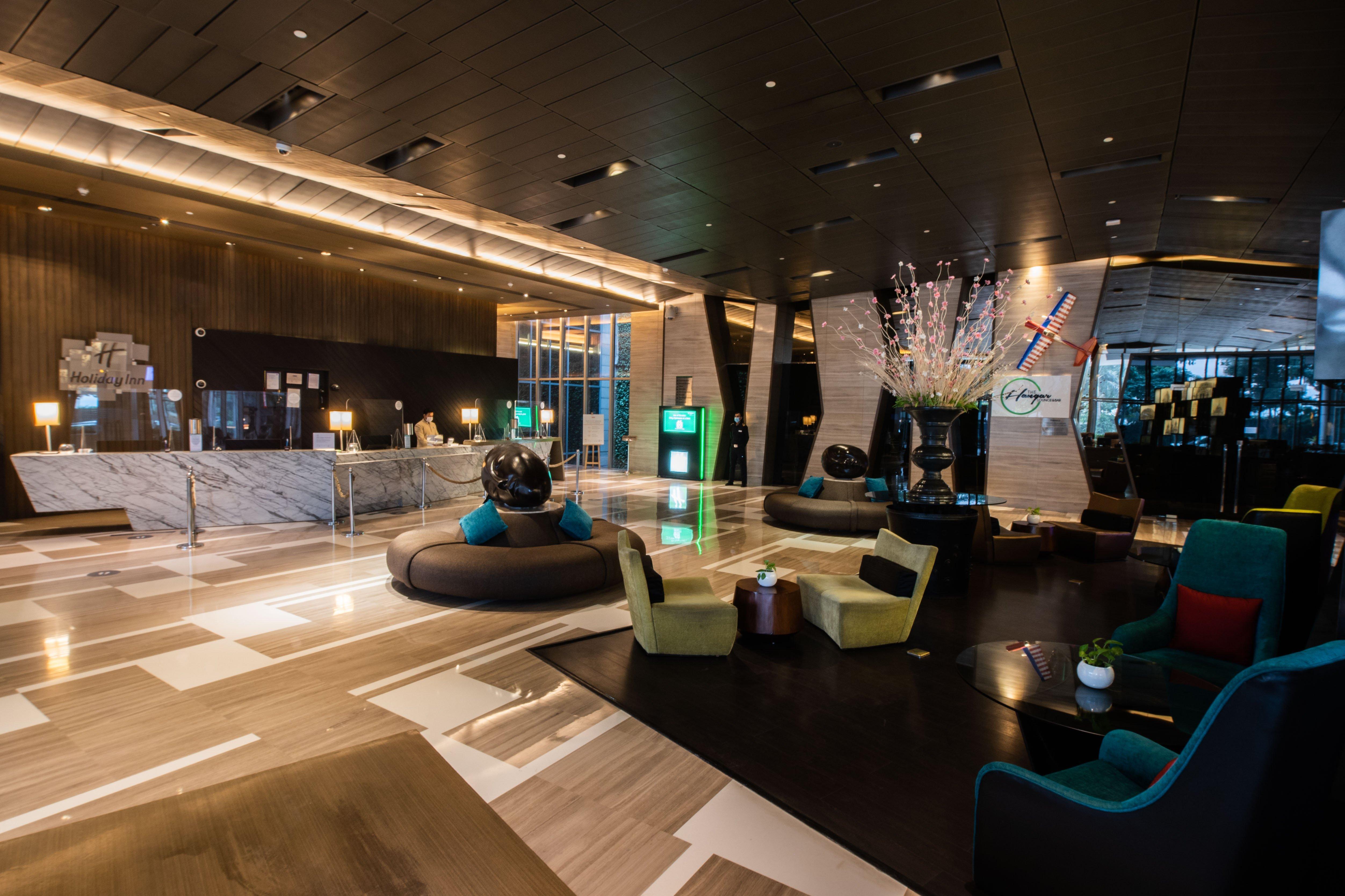 新德里国际机场假日旅馆酒店 外观 照片 The lobby of the hotel