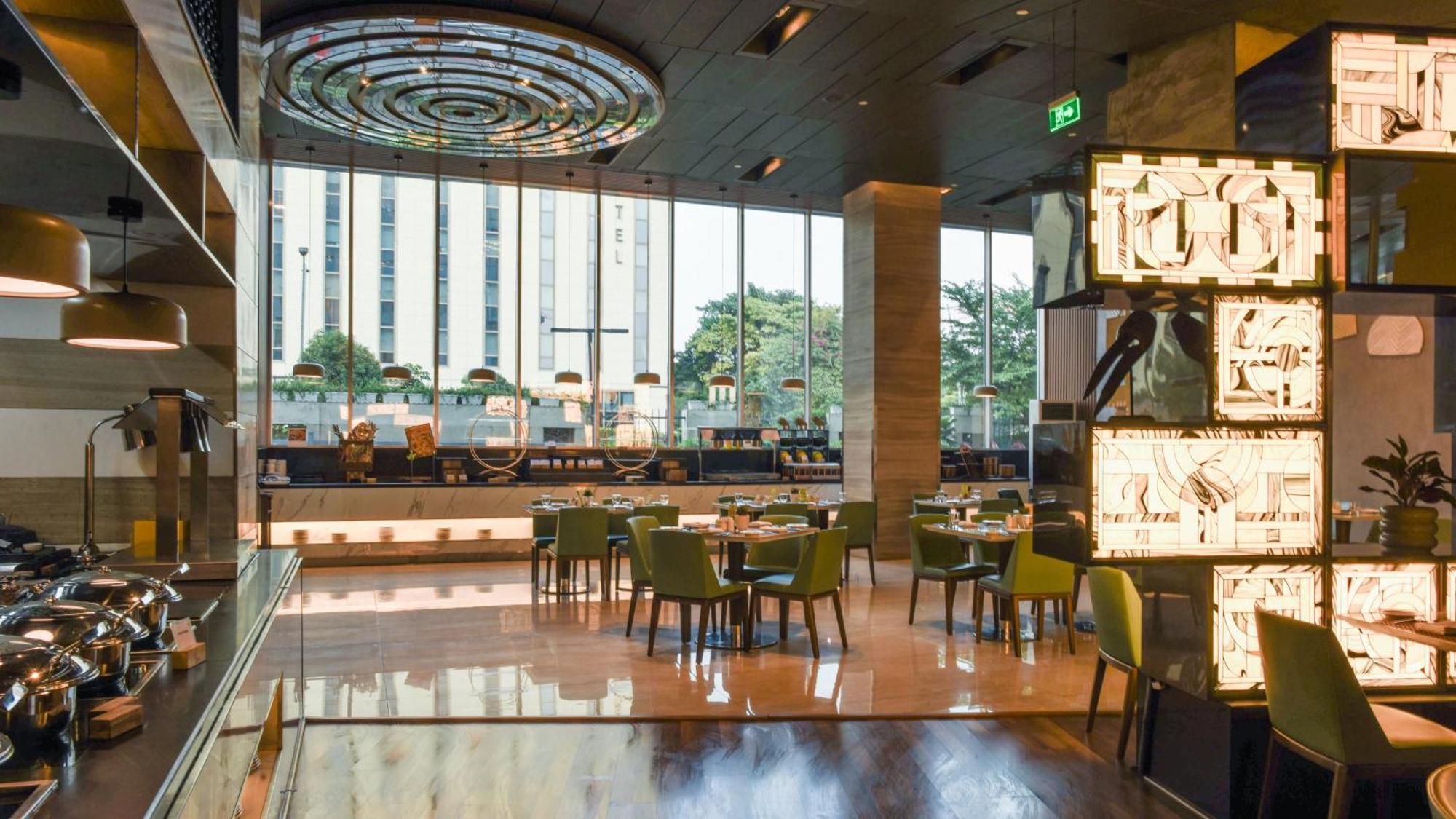 新德里国际机场假日旅馆酒店 外观 照片 The restaurant