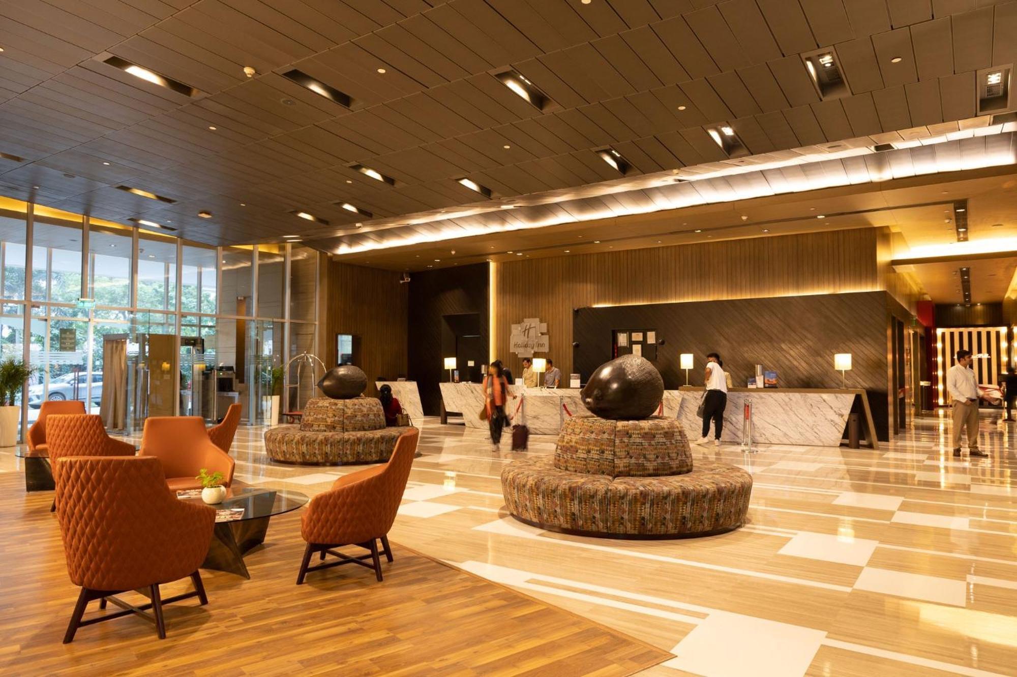 新德里国际机场假日旅馆酒店 外观 照片 Lobby