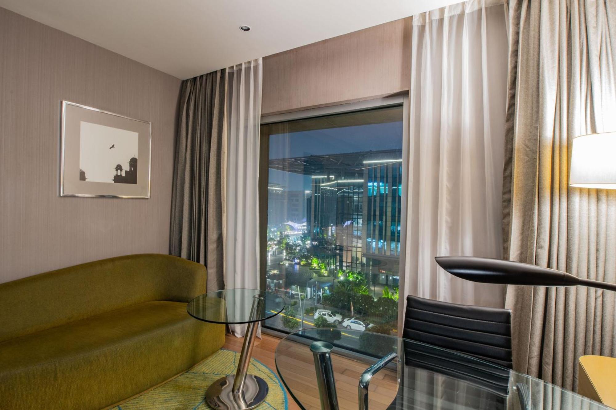 新德里国际机场假日旅馆酒店 外观 照片 A room at the hotel